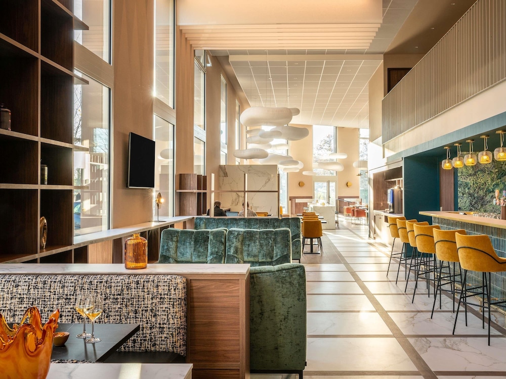 Mercure Acheres St Germain en Laye 24/50
