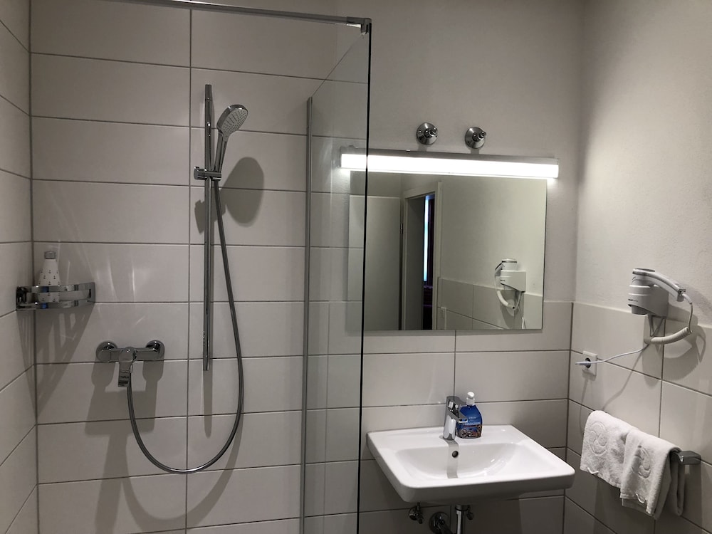 Hotel-Gasthof Flötzinger Bräu 20/21