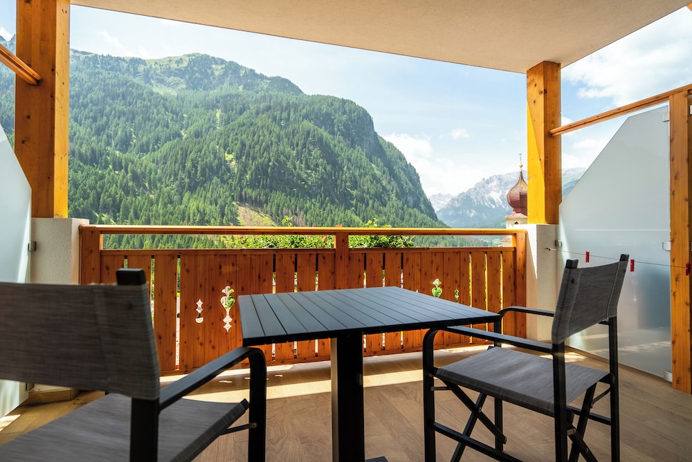 Hotel Cesa Tyrol 52/71