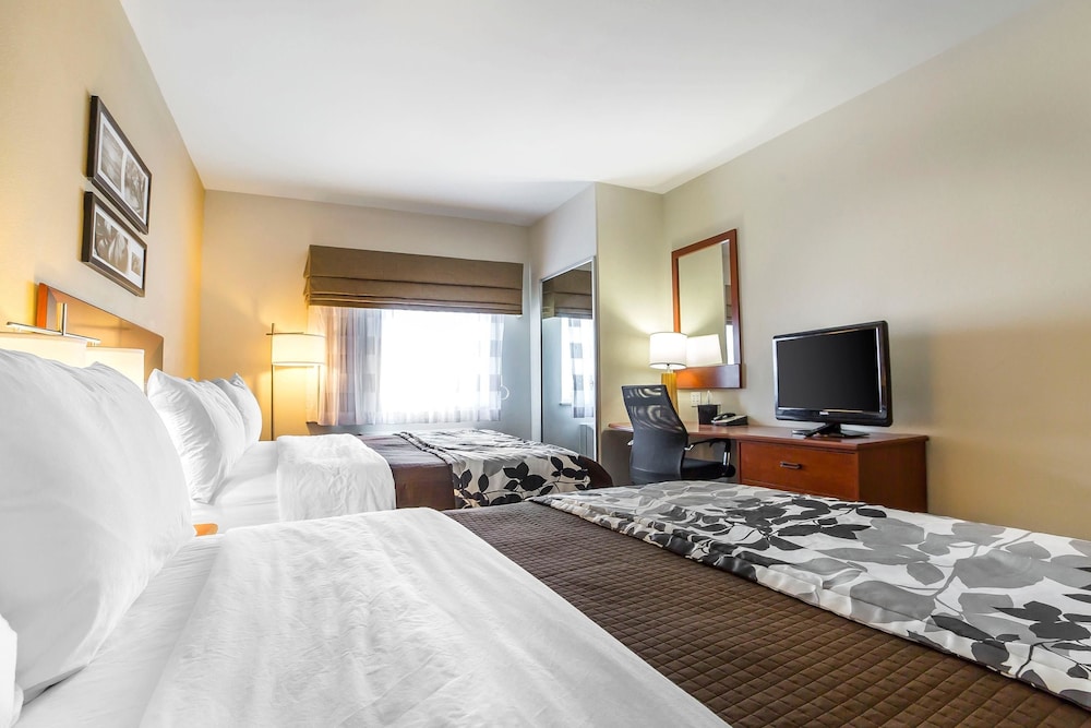 Sleep Inn and Suites Douglas, WY 15/39