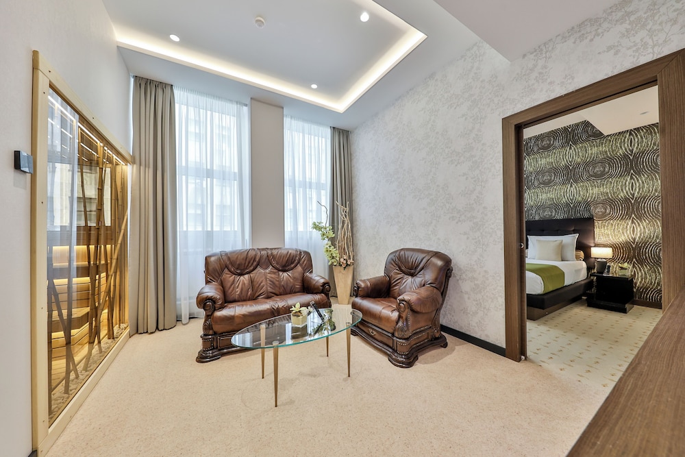 Atera Business Suites 29/42