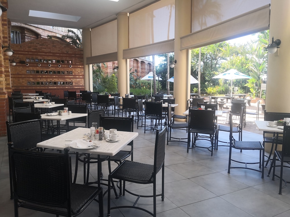 The Riverside Hotel 34/50