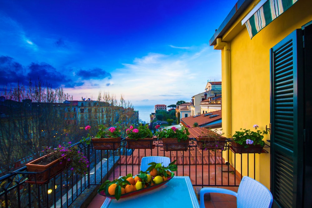 索伦托别墅酒店(Hotel Villa Di Sorrento) 图片1