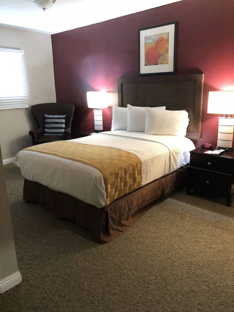 Knights Inn Downtown Los Angeles 22/57
