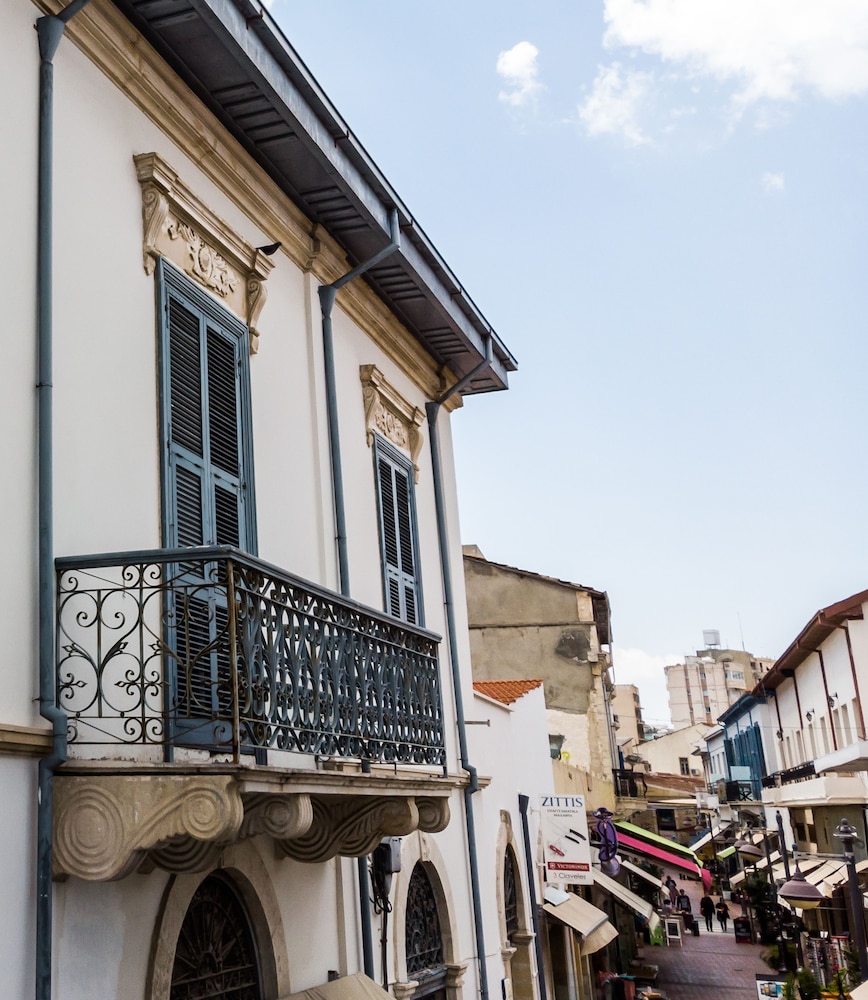 La Maltese Boutique Limassol 7/50