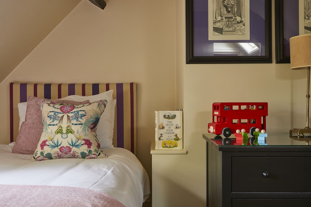 The Slaughters Country Inn 24/57