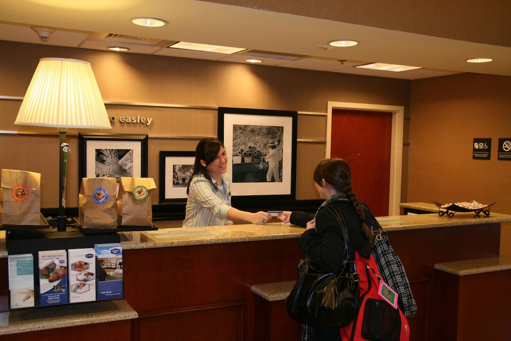 Hampton Inn Easley 53/72