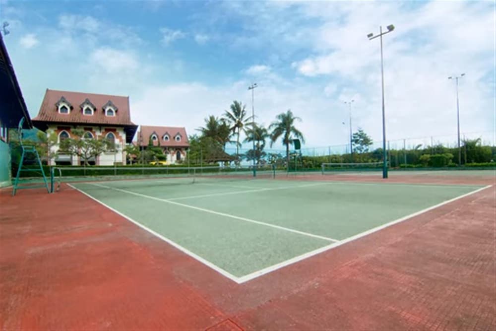 Royal Hotel and Villa Batu 34/61