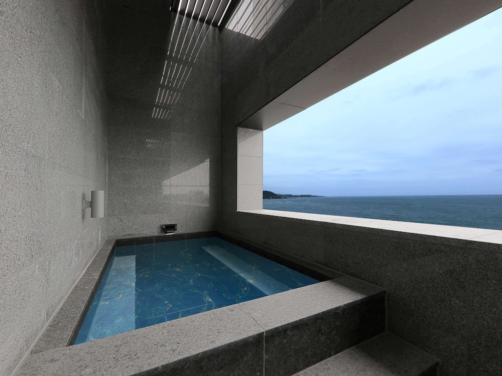 Mercure Ambassador Ulsan 20/50