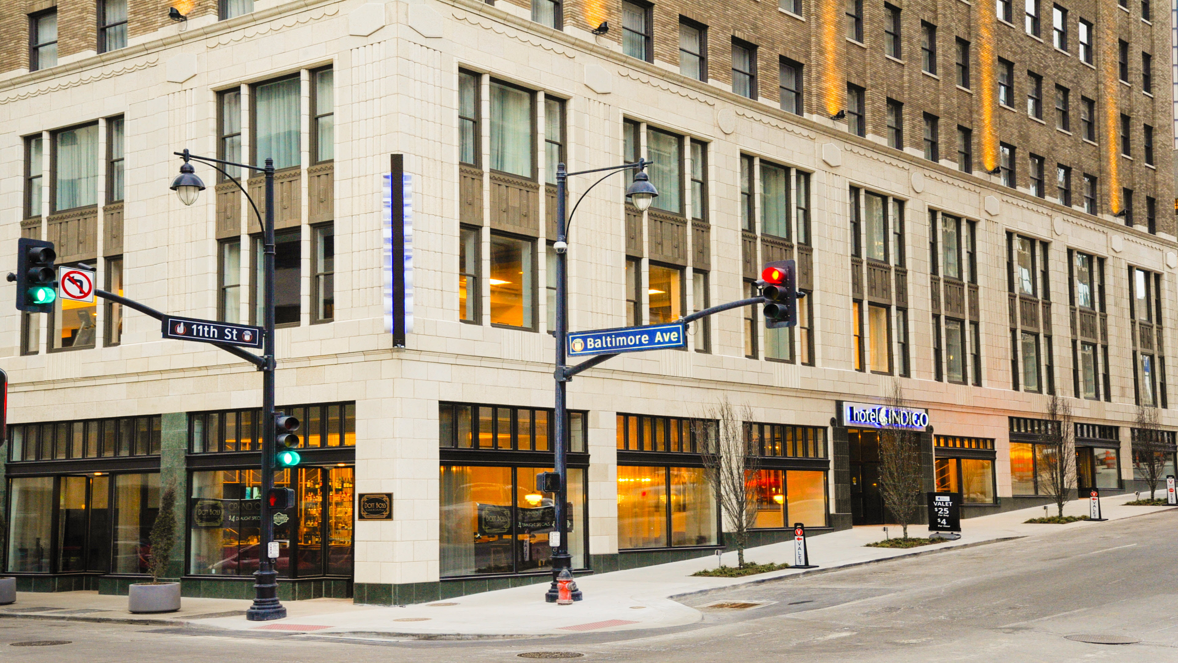 Hotel Indigo Kansas City Downtown 8/53