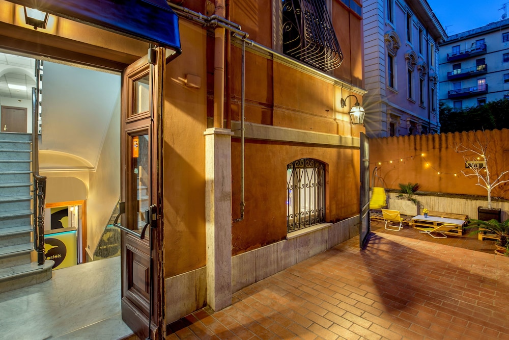Free Hostels Roma 4/50