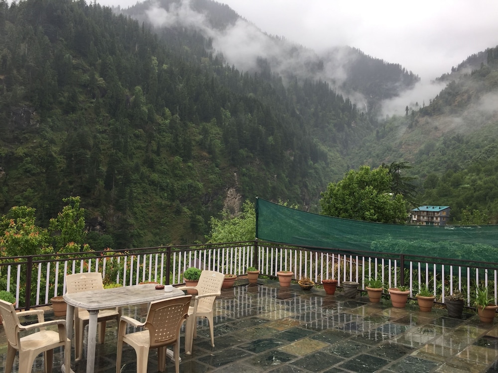 Devdhar Hilltop Cottages 27/31