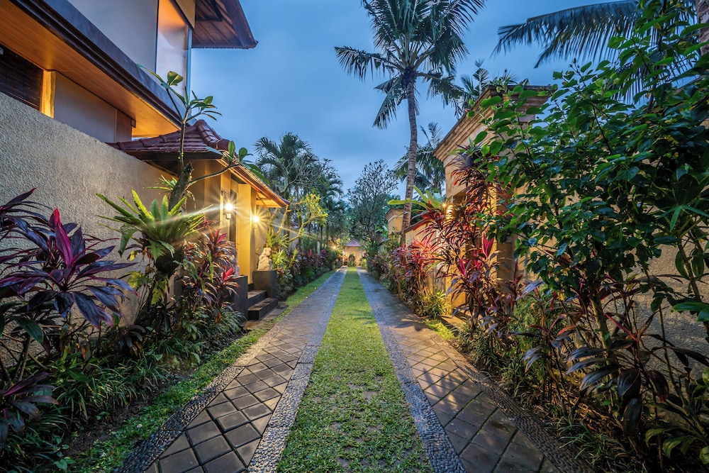 THE KAMPUNG UBUD VILLA 41/50