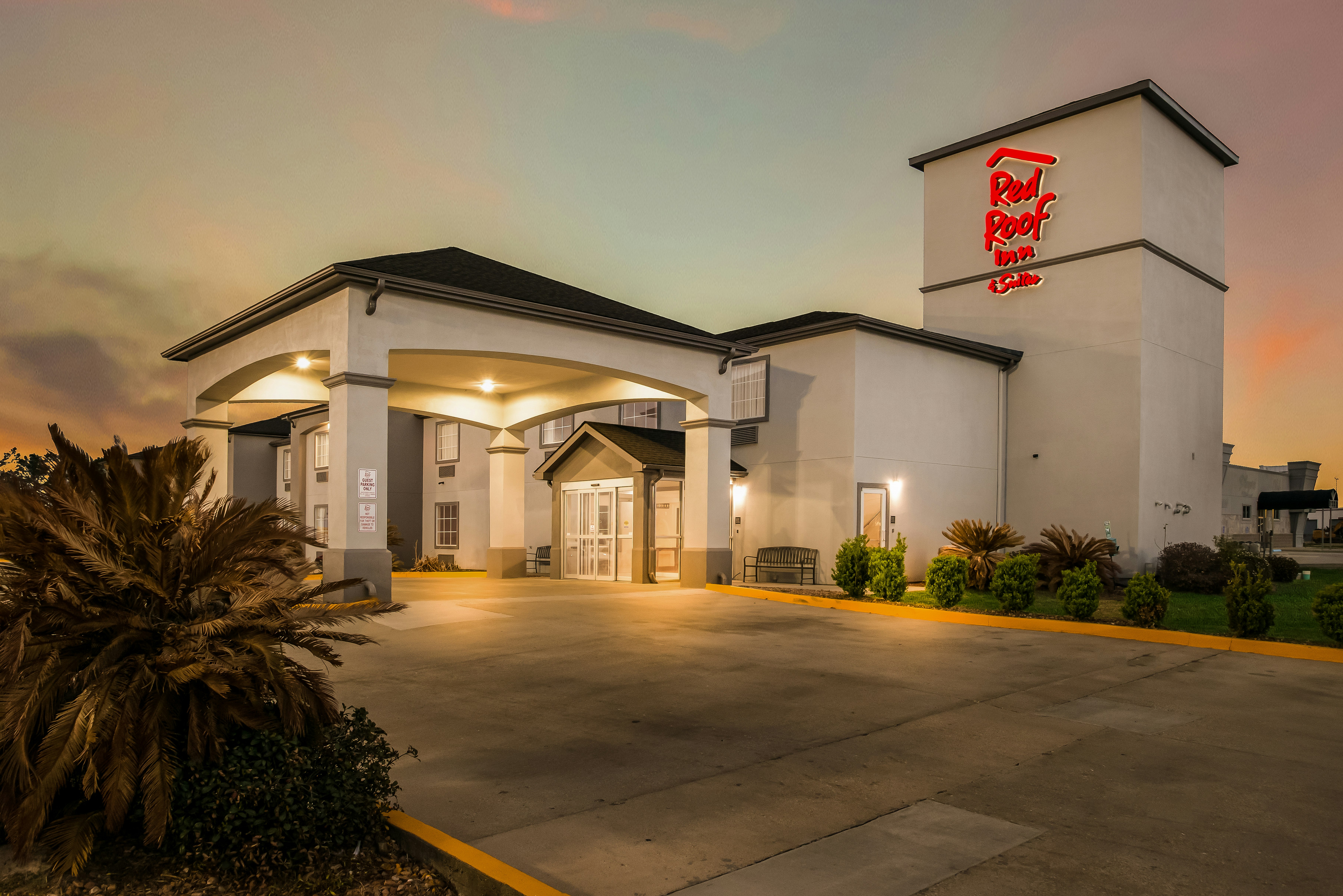 Red Roof Inn & Suites Lake Charles 5/43