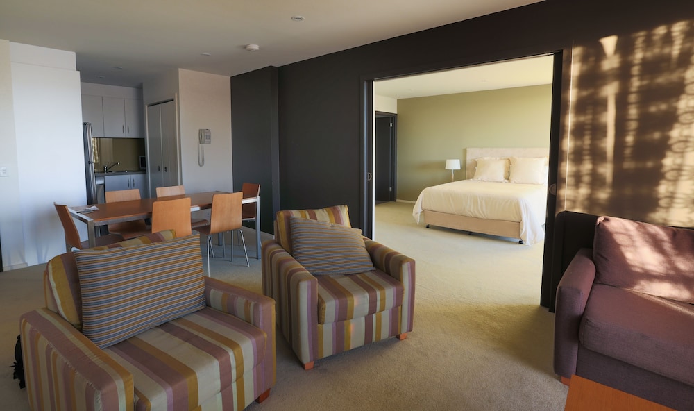 Lady Bay Resort 31/36