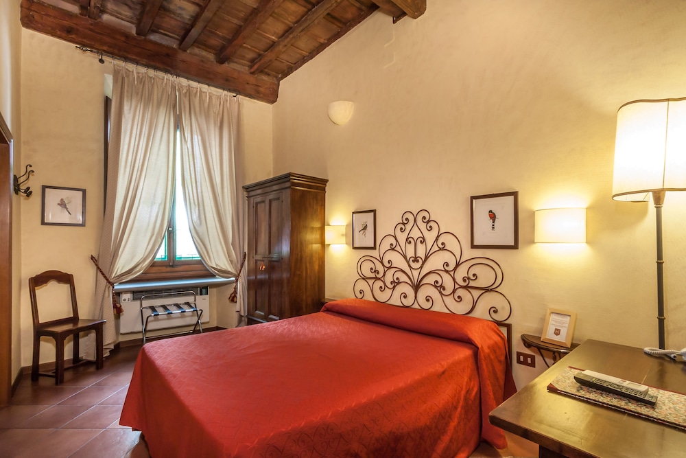Hotel Marios 16/56
