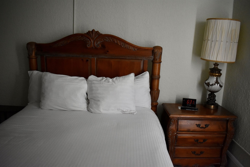 The DeLand Hotel 21/47