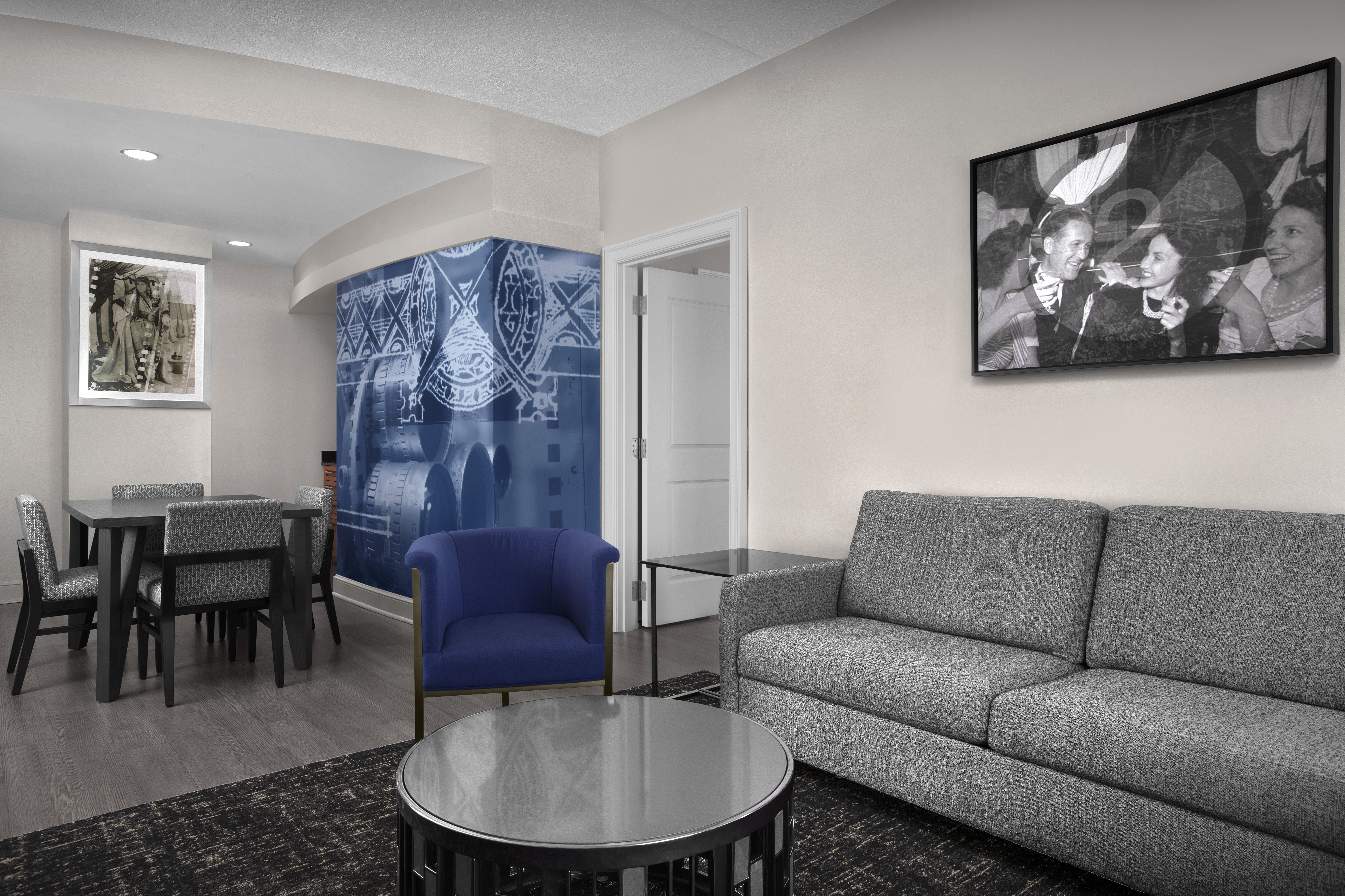 Hotel Indigo Jacksonville Deerwood Park 42/77