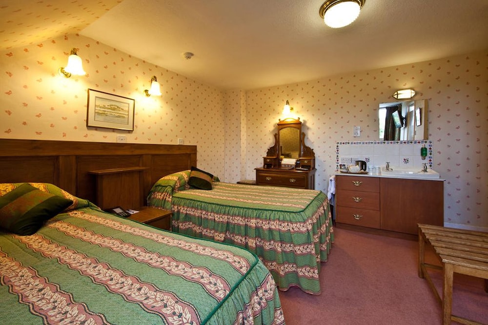 Ednam House Hotel 11/69