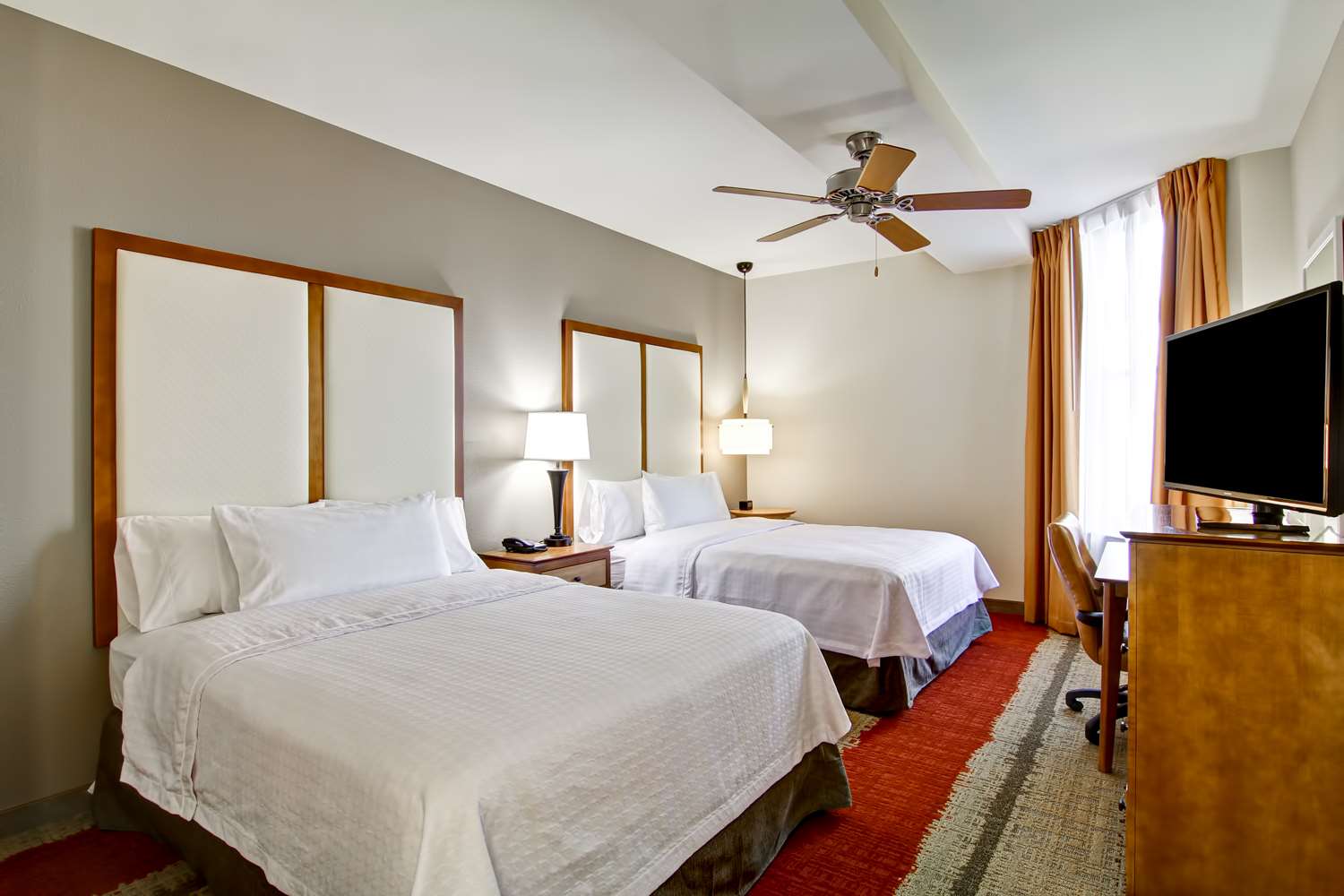1 BEDROOM, SUITE, 2 QUEEN BEDS