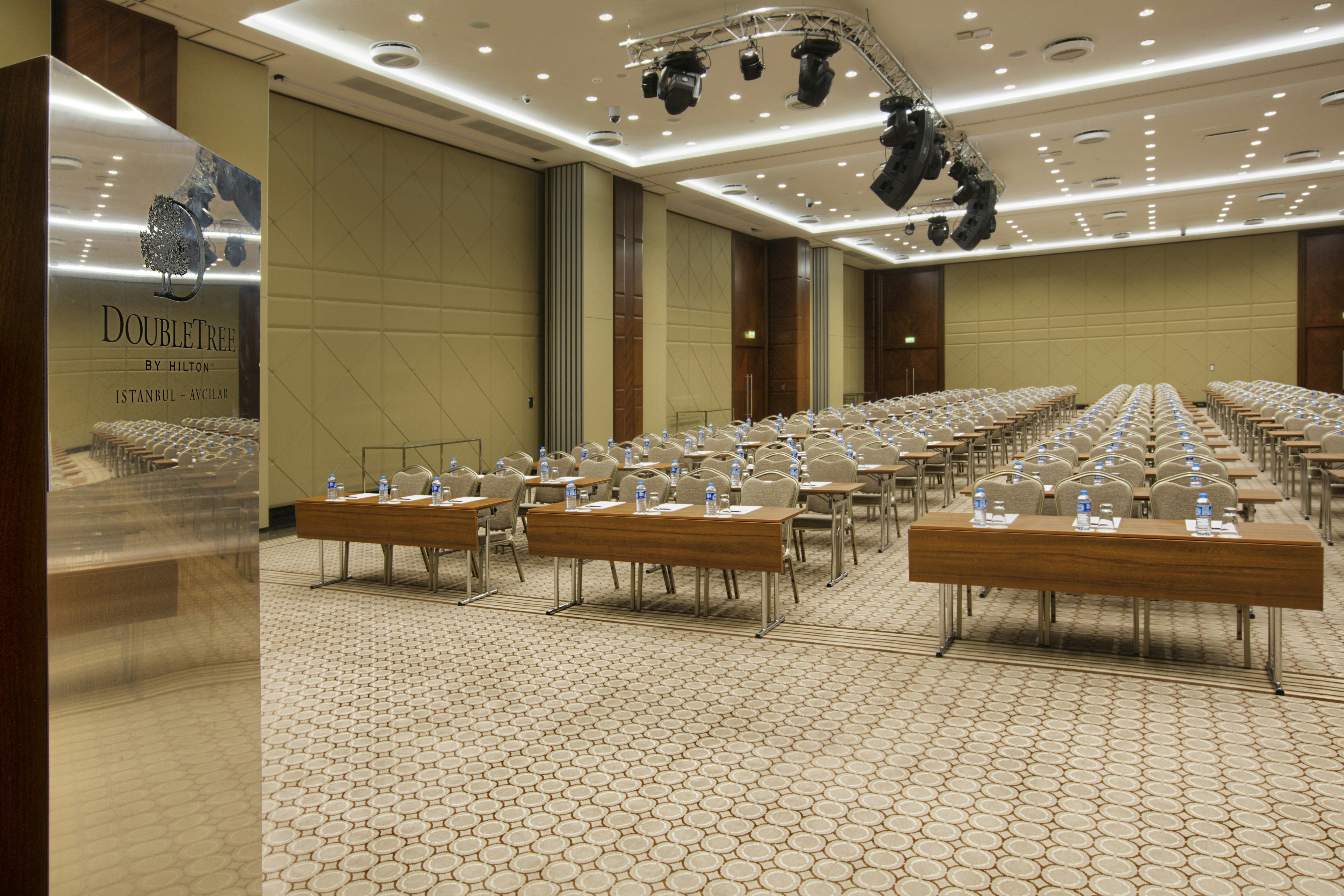 Doubletree By Hilton Istanbul Avcilar 47/77