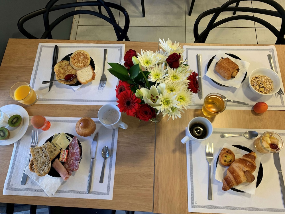 restaurant-cafeteria