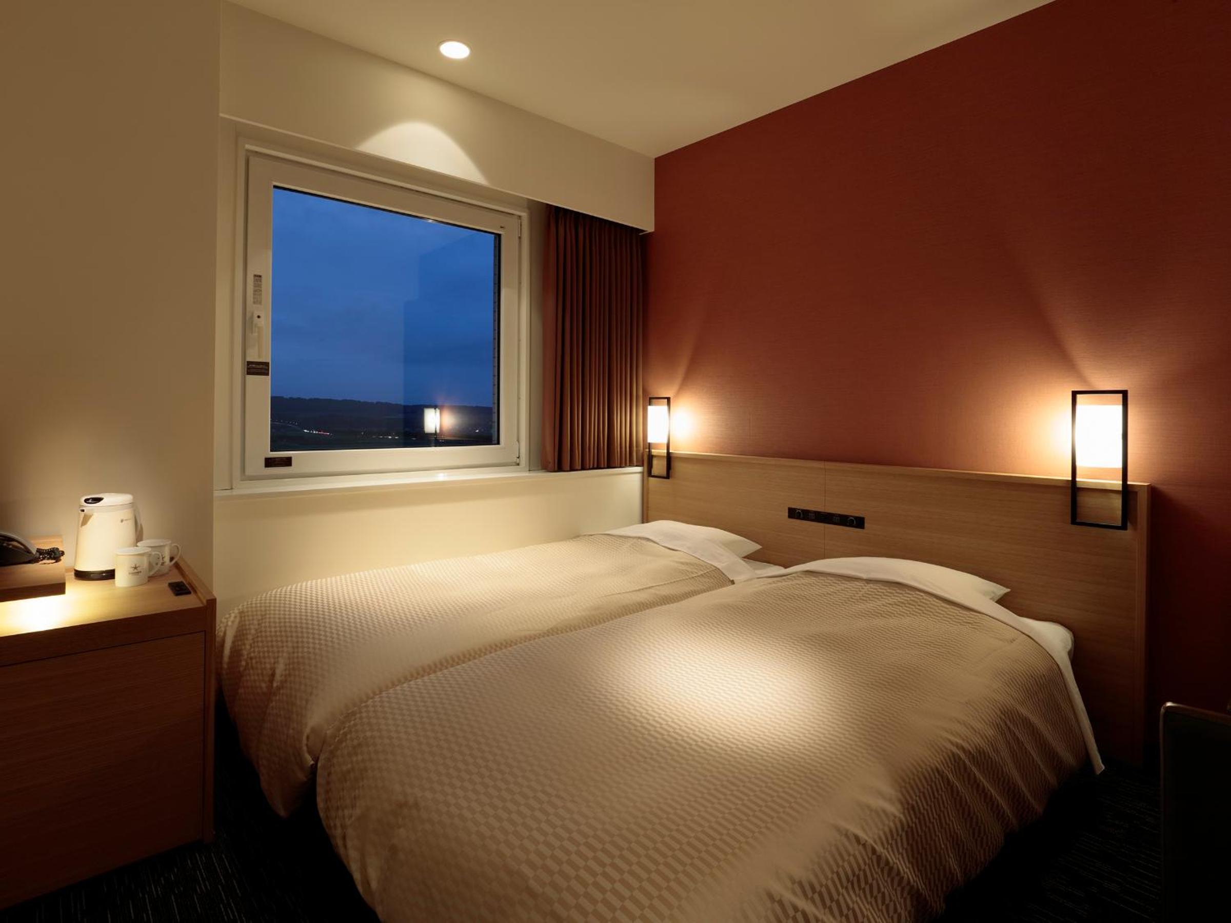 Hollywood, Twin Beds
