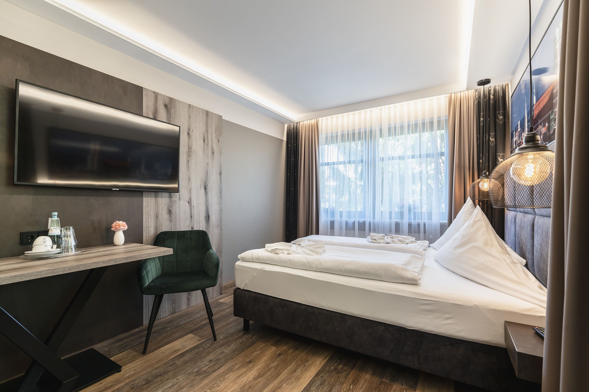 PREMIUM, DOUBLE BED