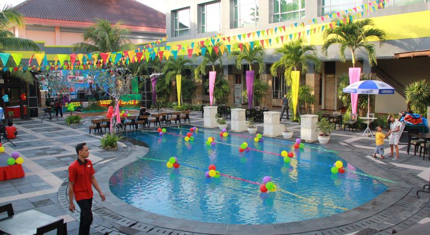 Grand Suka Hotel 28/30