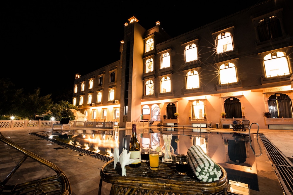 Ranthambhore National Resort 3/73