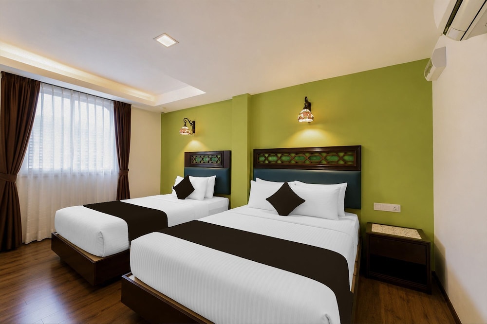Superior, Suite, 1 Double and 1 Single Bed