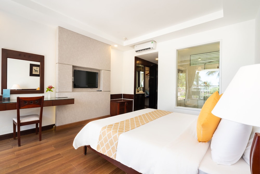 Hoang Ngoc Beach Resort 36/87