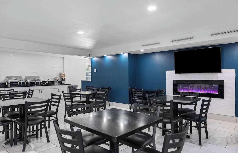 La Quinta Inn Stockton 47/53