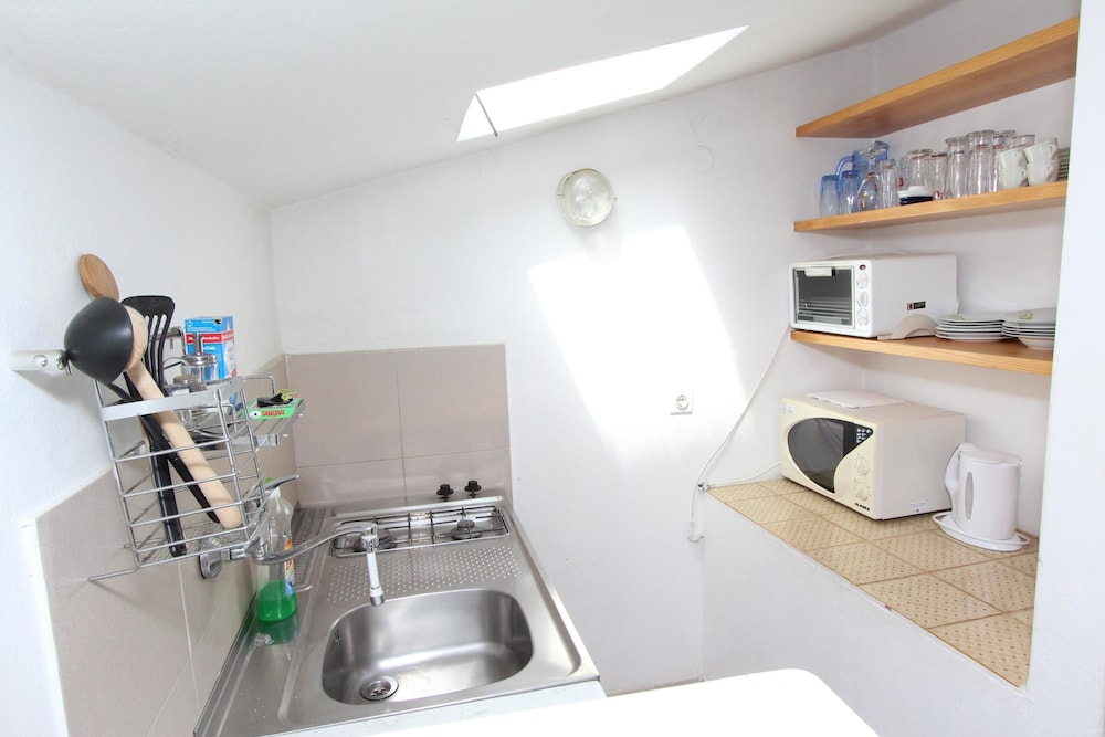 APARTMENTS LORA 26/66