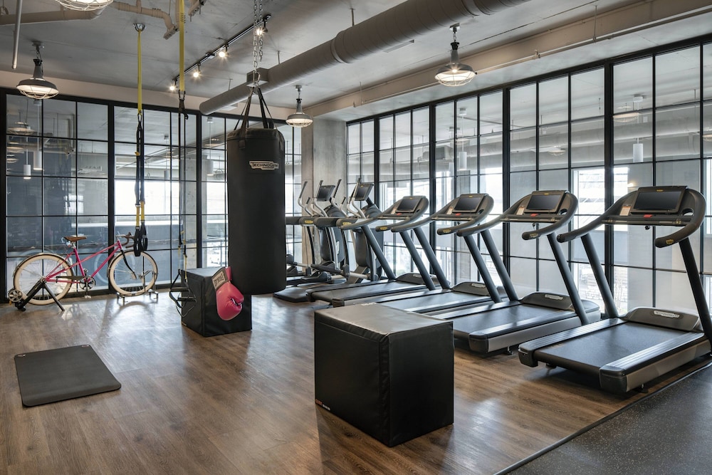 Moxy Nashville Vanderbilt Area 27/51