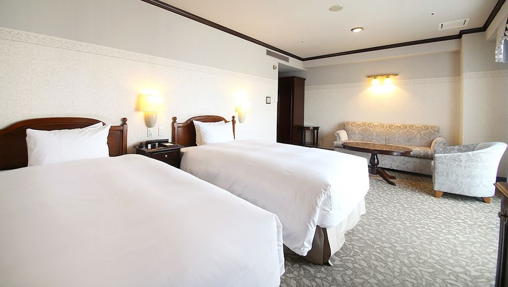 Hotel Piena Kobe 9/68