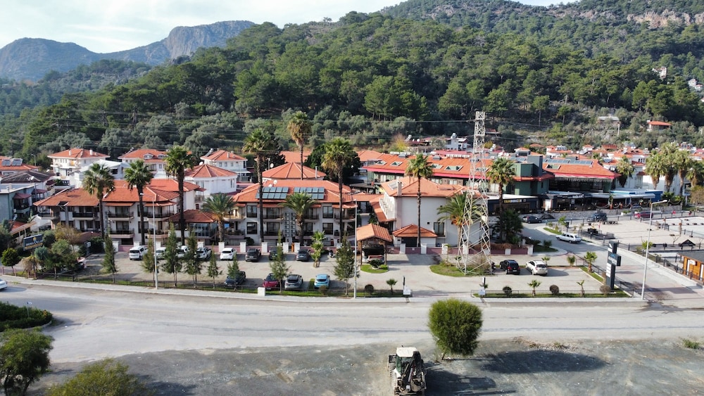 Dolphin Apart Hotel Sarigerme 63/67