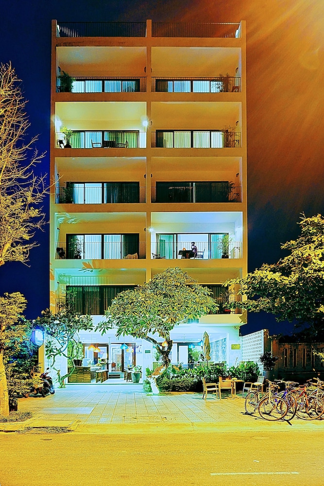 Dan Oasis Beach Hotel and Apartment 1/37