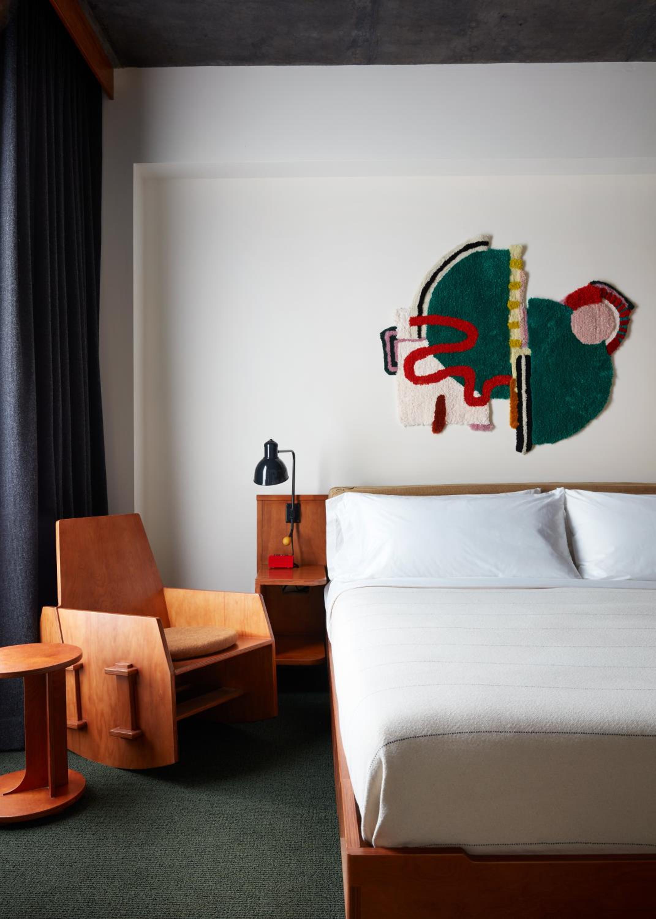 ROOM, SMALL