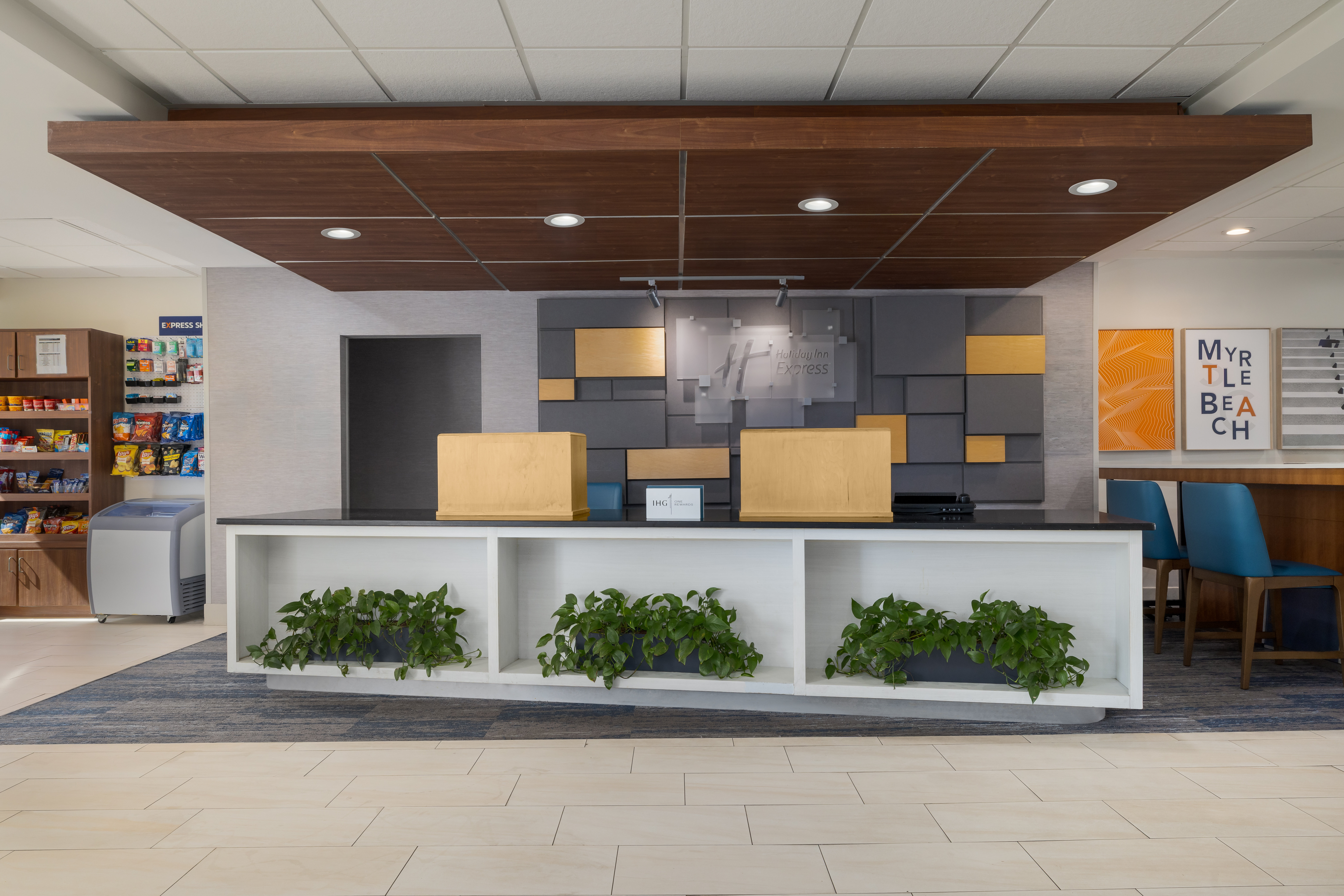 Holiday Inn Express Myrtle Beach-Broadway at the Beach 13/56