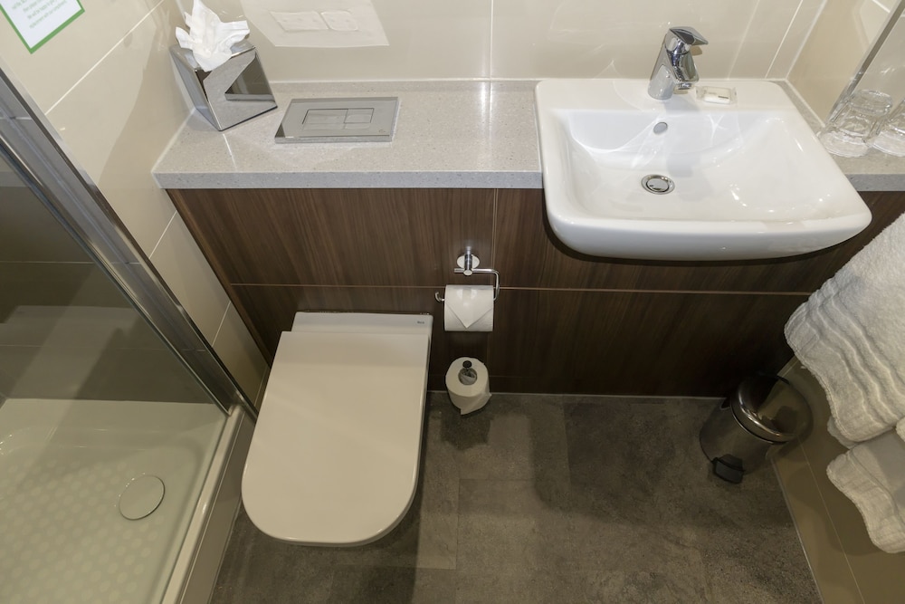 Holiday Inn Nottingham 24/68