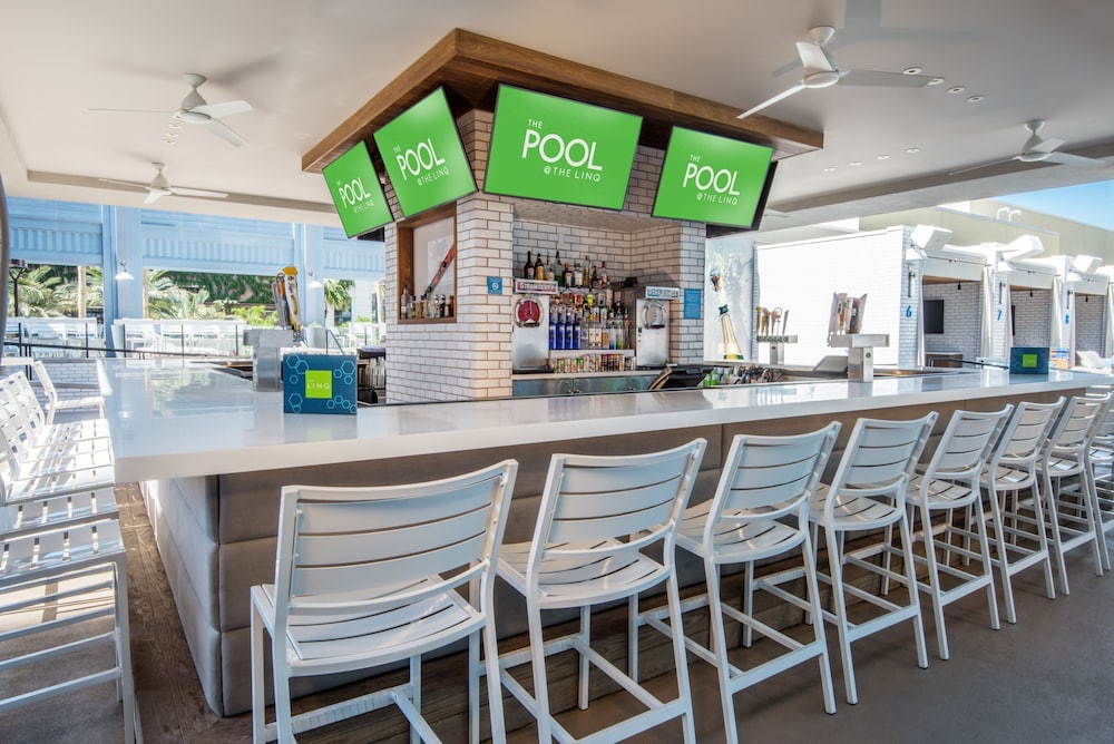 The LINQ Hotel & Casino - A Caesars Rewards Destination 36/54