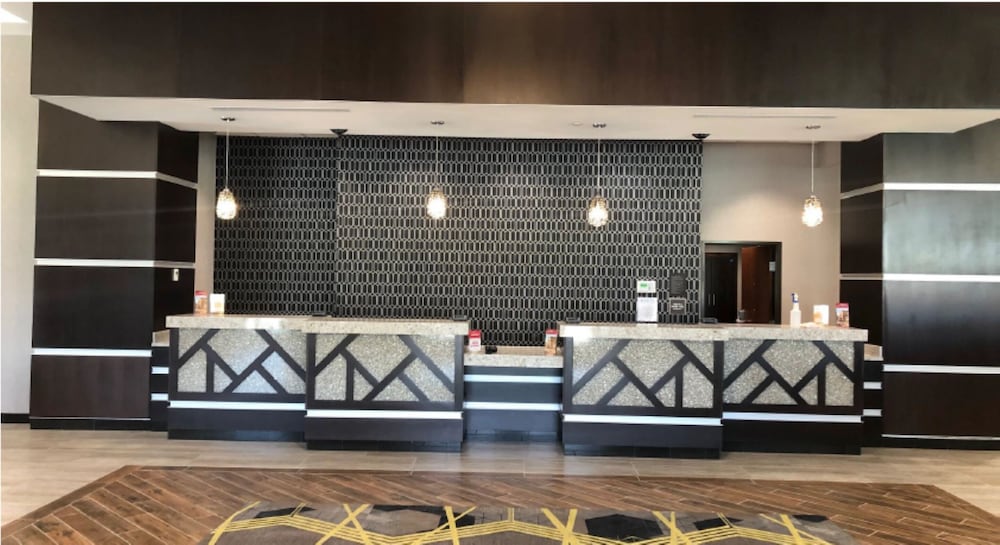 Drury Plaza Hotel Dallas Richardson 7/50