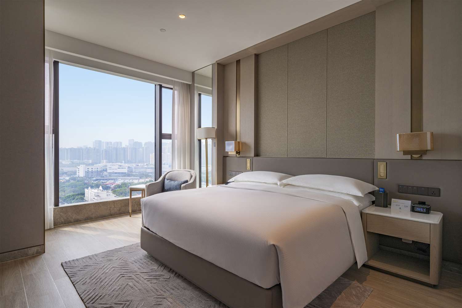 DoubleTree by Hilton Shenzhen Nanshan Hotel and Residences 19/45
