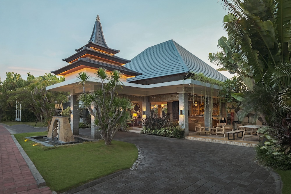 The Wolas Villas And Spa 69/73