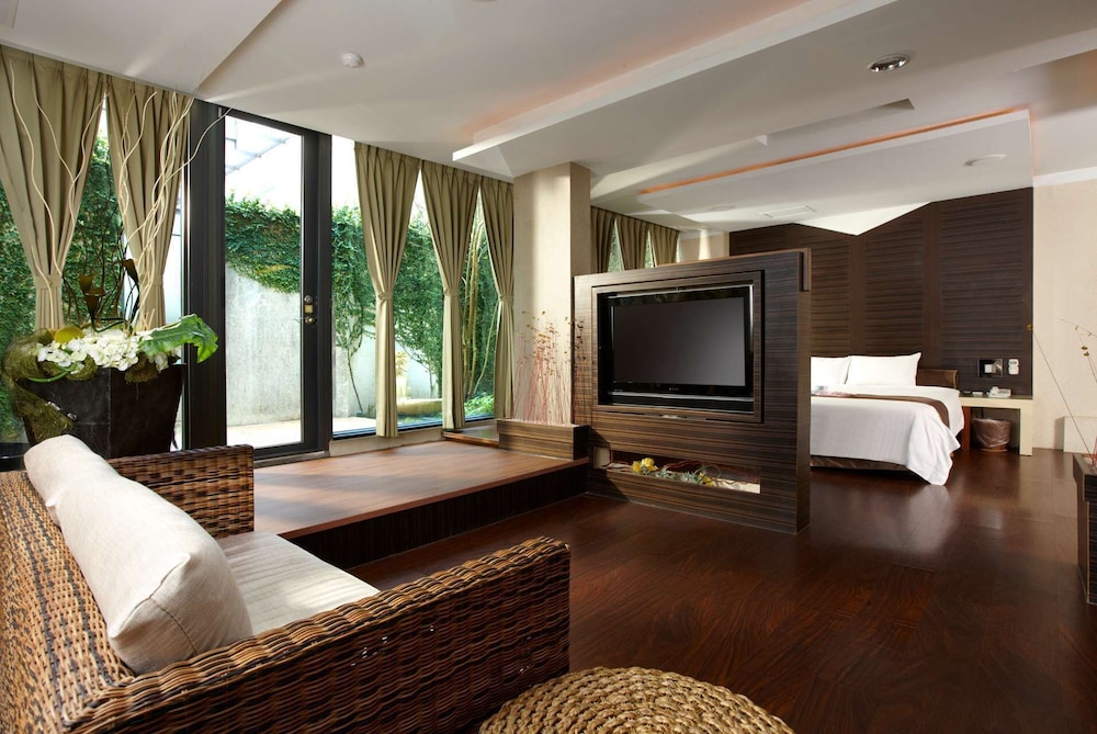 Hefong Villa Faddism Hotel 24/39