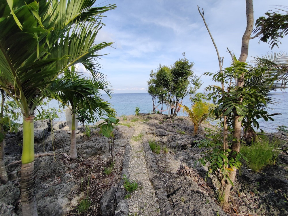 Meili Beach Resort 40/57