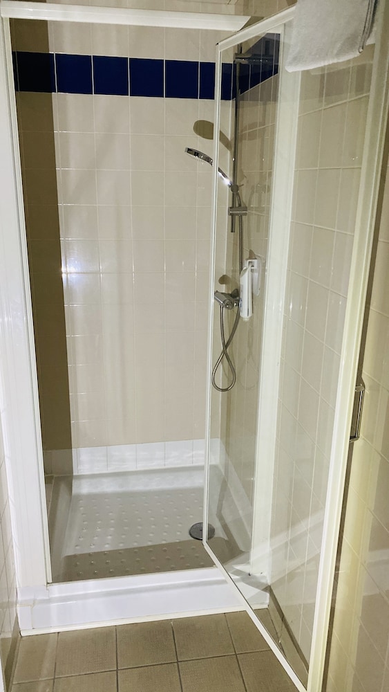 Ibis Budget Caen Gare 62/65