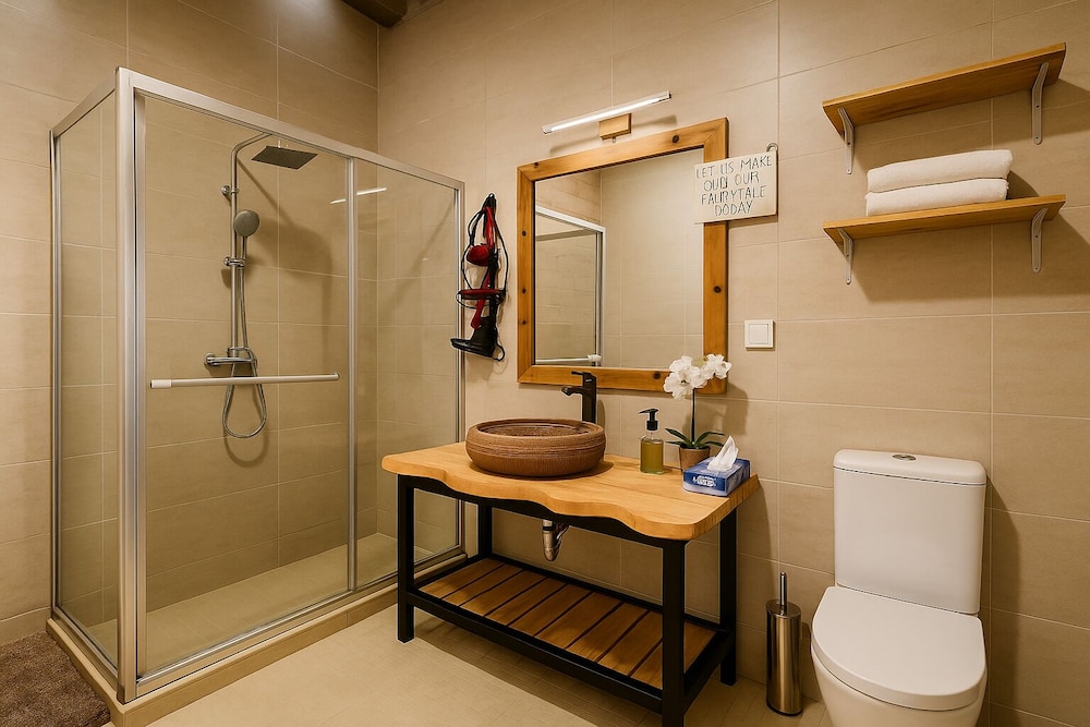 Yambi Guesthouse 47/50