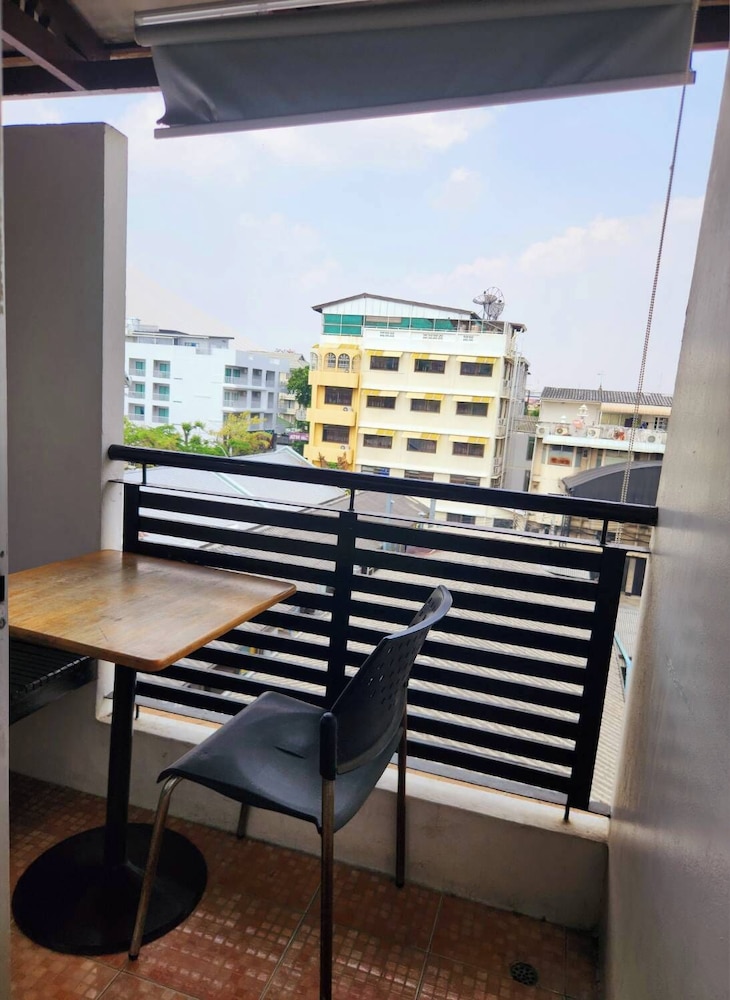 Khaosan Art Hotel 6/75